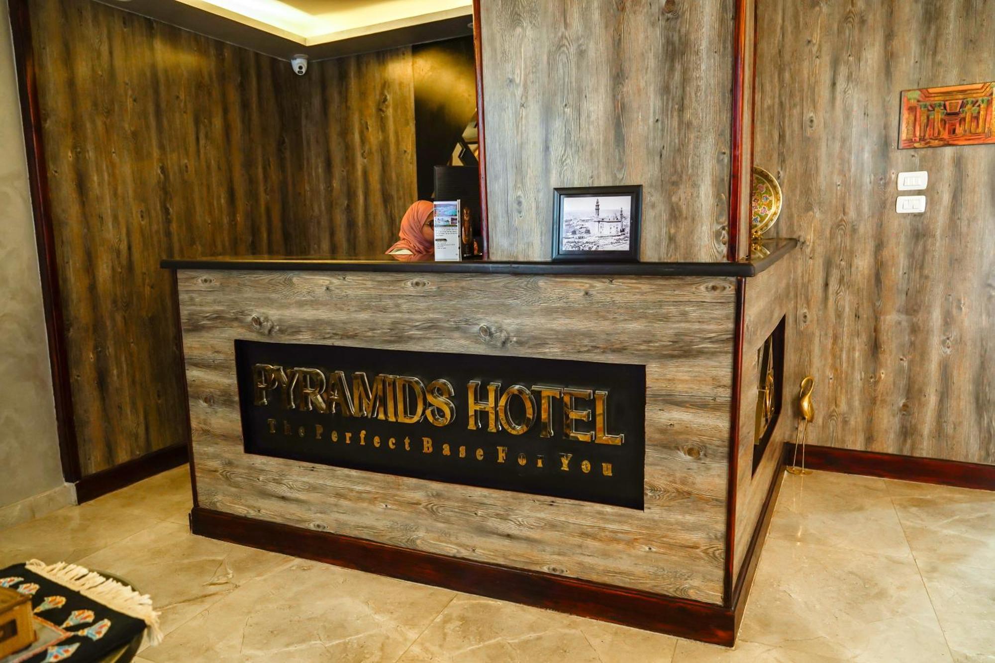 Pyramids Hotel Kafrat al Jabal Bagian luar foto