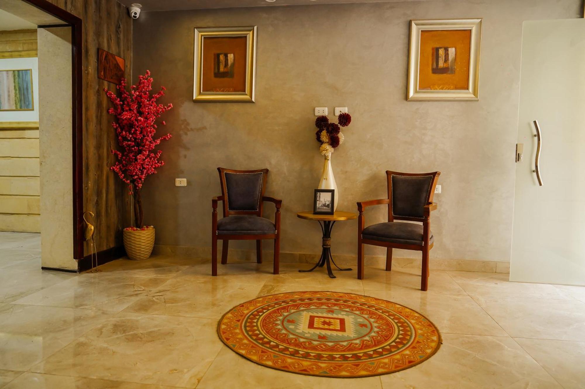 Pyramids Hotel Kafrat al Jabal Bagian luar foto